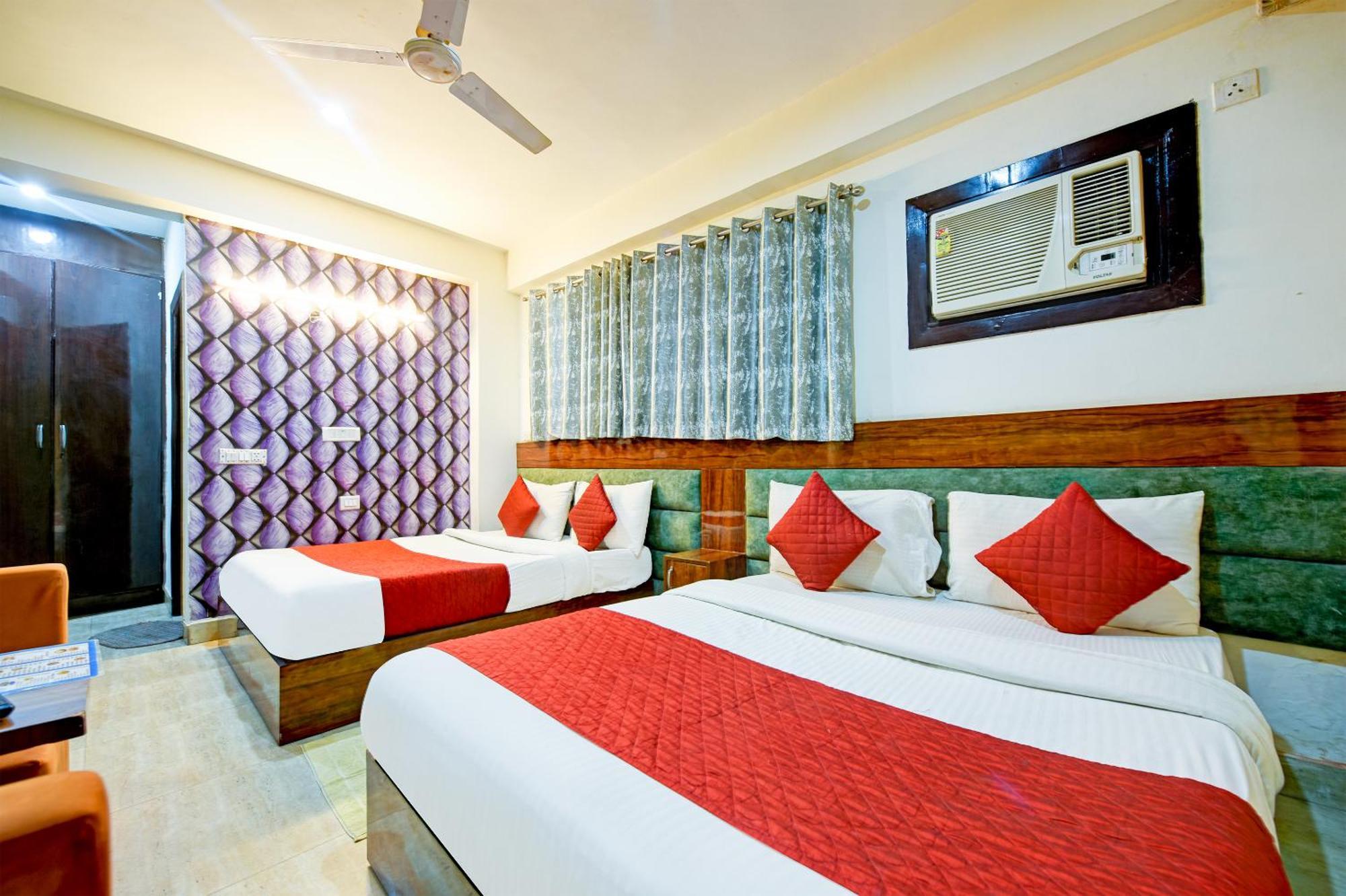 Airport Hotel Mayank Residency Нью-Дели Экстерьер фото
